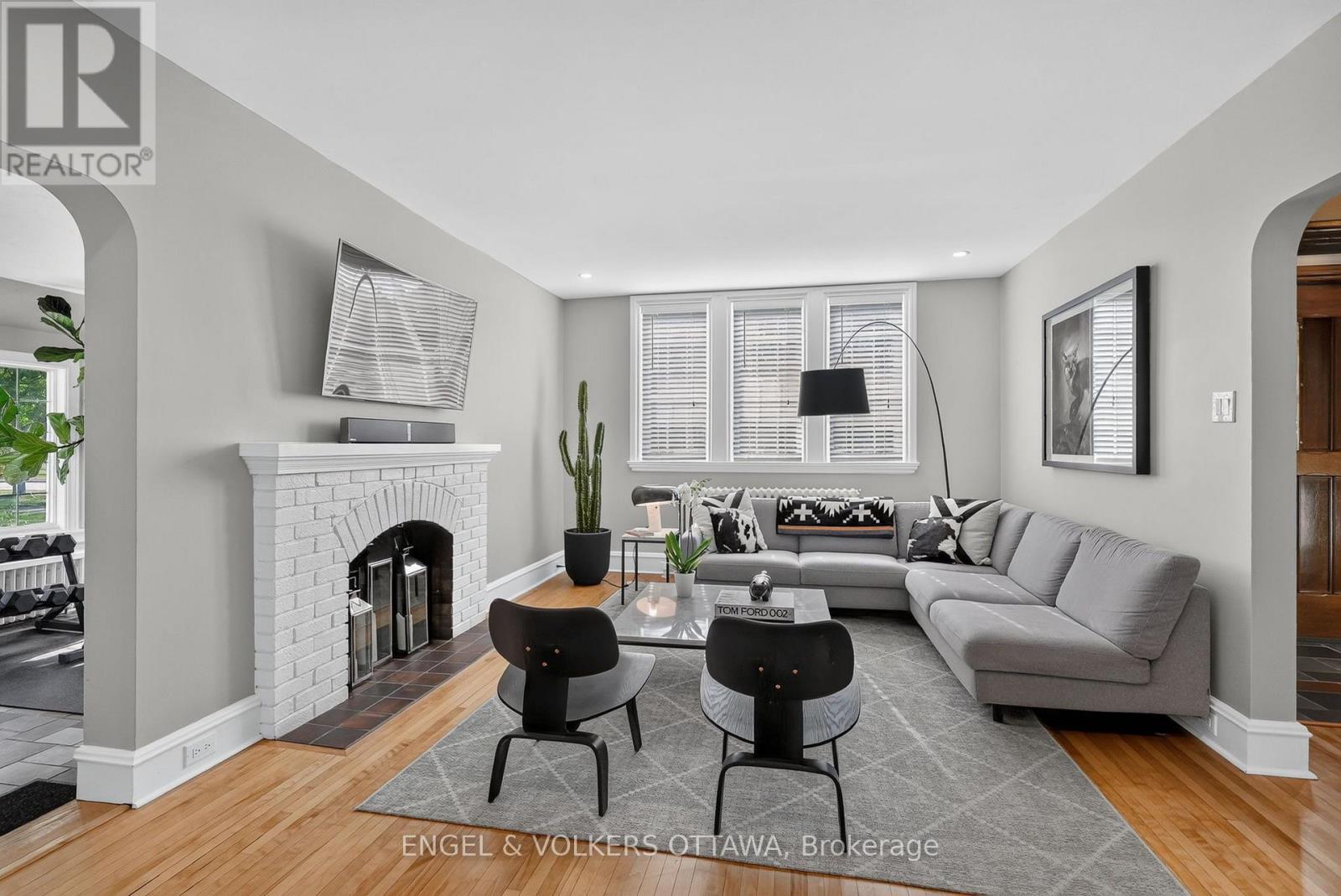 509 Island Park Drive, Ottawa, ON