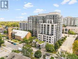 602 - 35 SARANAC BOULEVARD Toronto, ON M6A 2G4