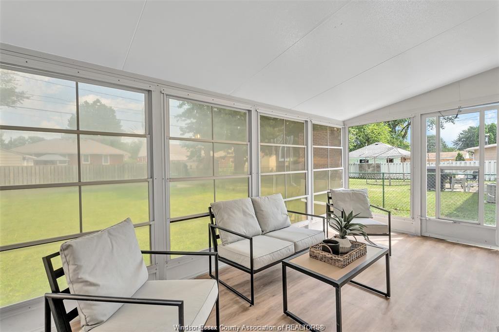 994 Isabelle, Windsor, ON