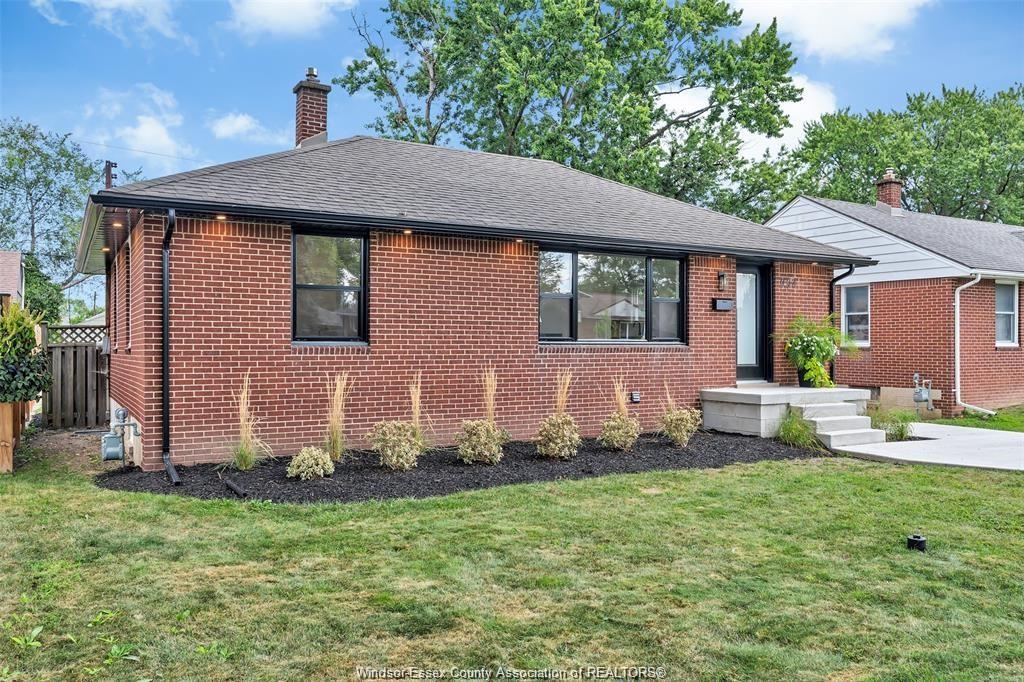994 Isabelle, Windsor, ON