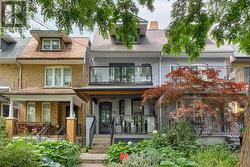 76 TYRREL AVENUE Toronto, ON M6G 2G4