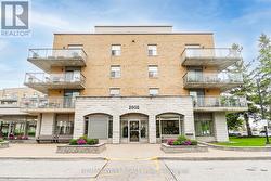 322 - 2502 RUTHERFORD ROAD Vaughan, ON L4K 5N6
