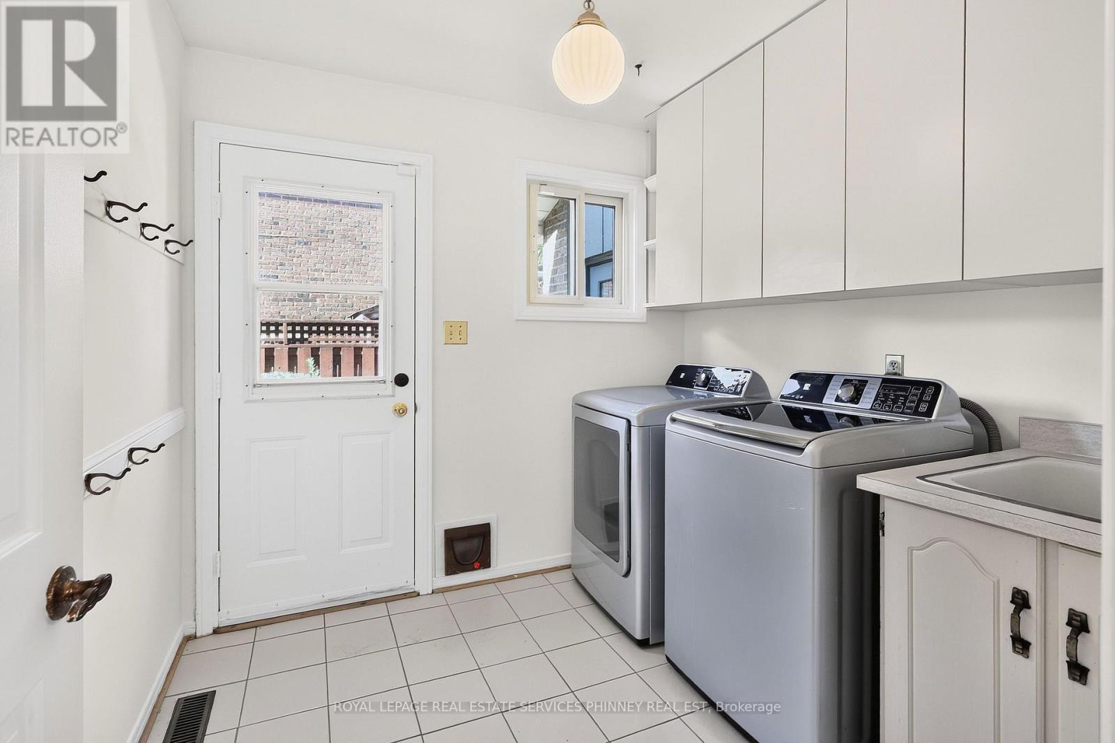 1682 Medallion Court, Mississauga, ON