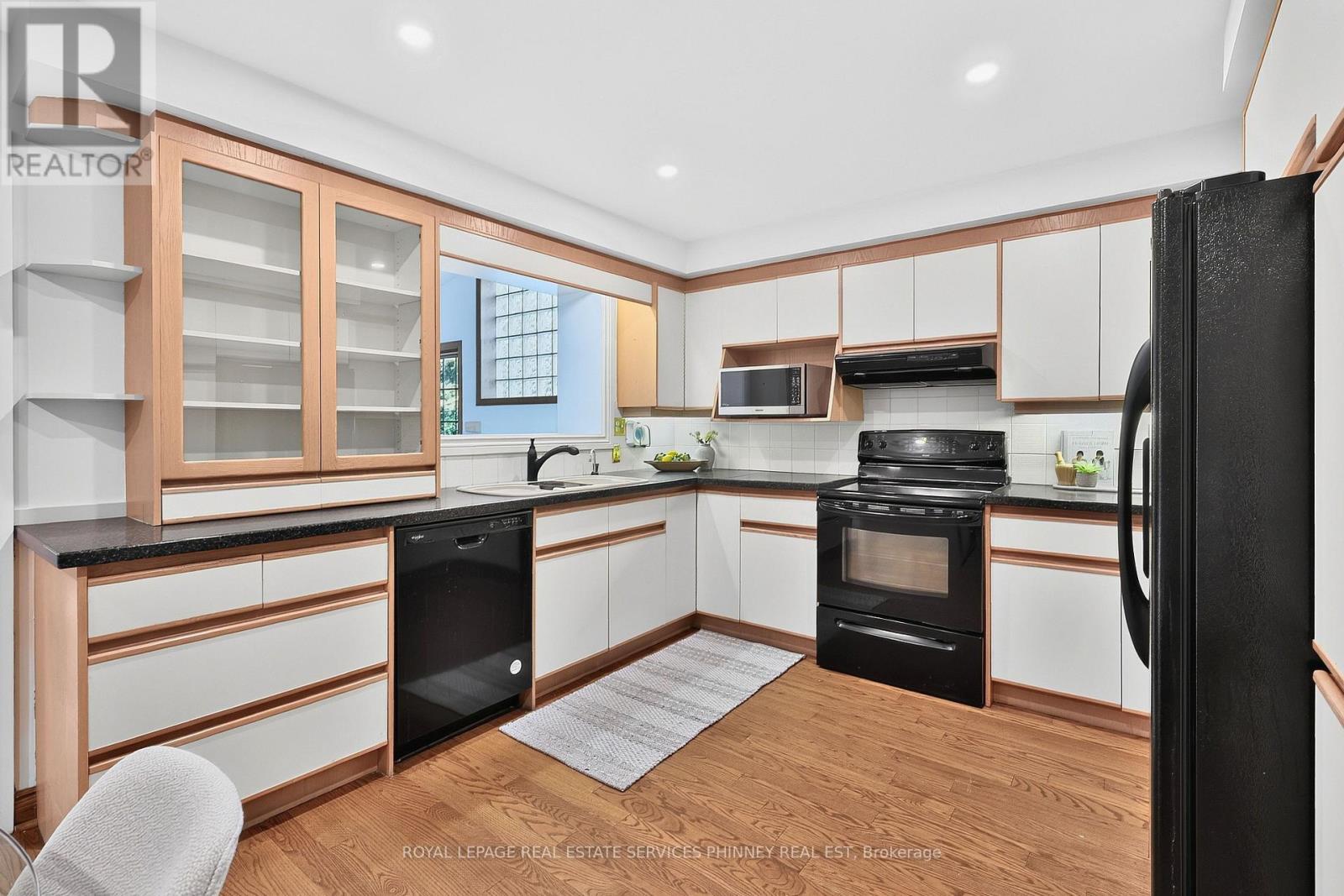 1682 Medallion Court, Mississauga, ON