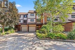 18 - 1060 WALDEN CIRCLE Mississauga (Clarkson), ON L5J 4J9