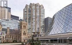 2601 - 71 SIMCOE STREET Toronto, ON M5J 2S9