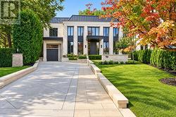 90 ARJAY CRESCENT Toronto, ON M2L 1C7