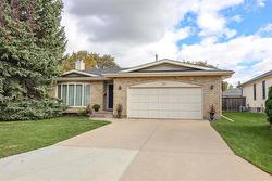 35 Chalice Place Winnipeg, MB R3P 1M5
