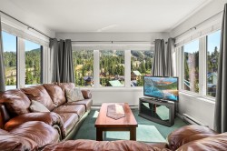 #202-1320 Henry Rd Courtenay, BC V9J 1L0