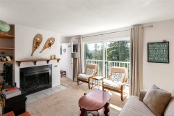 #1-687 Castle Crag Cres Courtenay, BC V9J 1L0