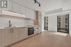 705 - 91 MONTCLAIR AVENUE Toronto, ON M5P 0A9