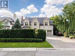 105 ARJAY CRESCENT Toronto, ON M2L 1C6
