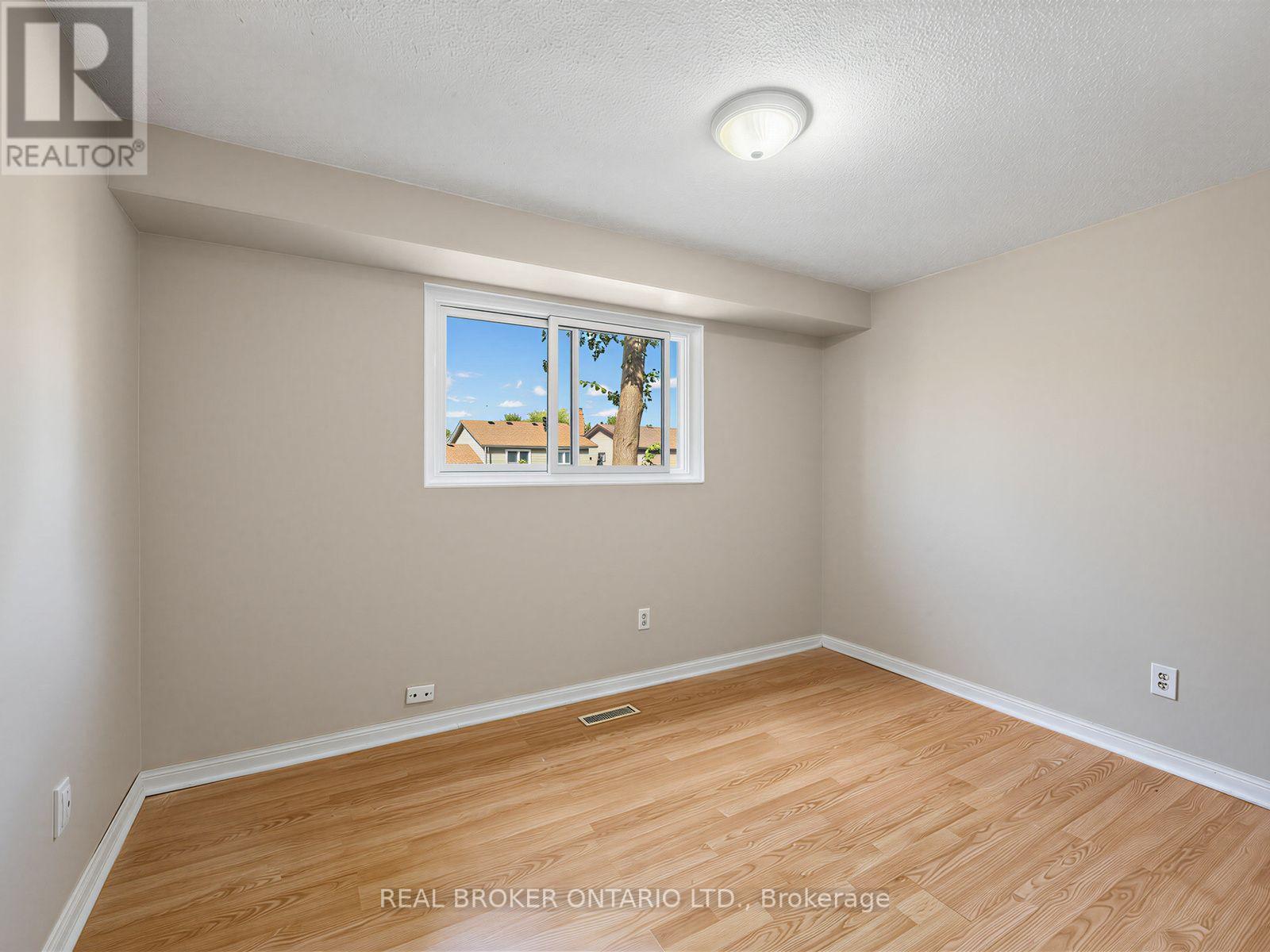 2733 Los Palmas Court, Mississauga, ON