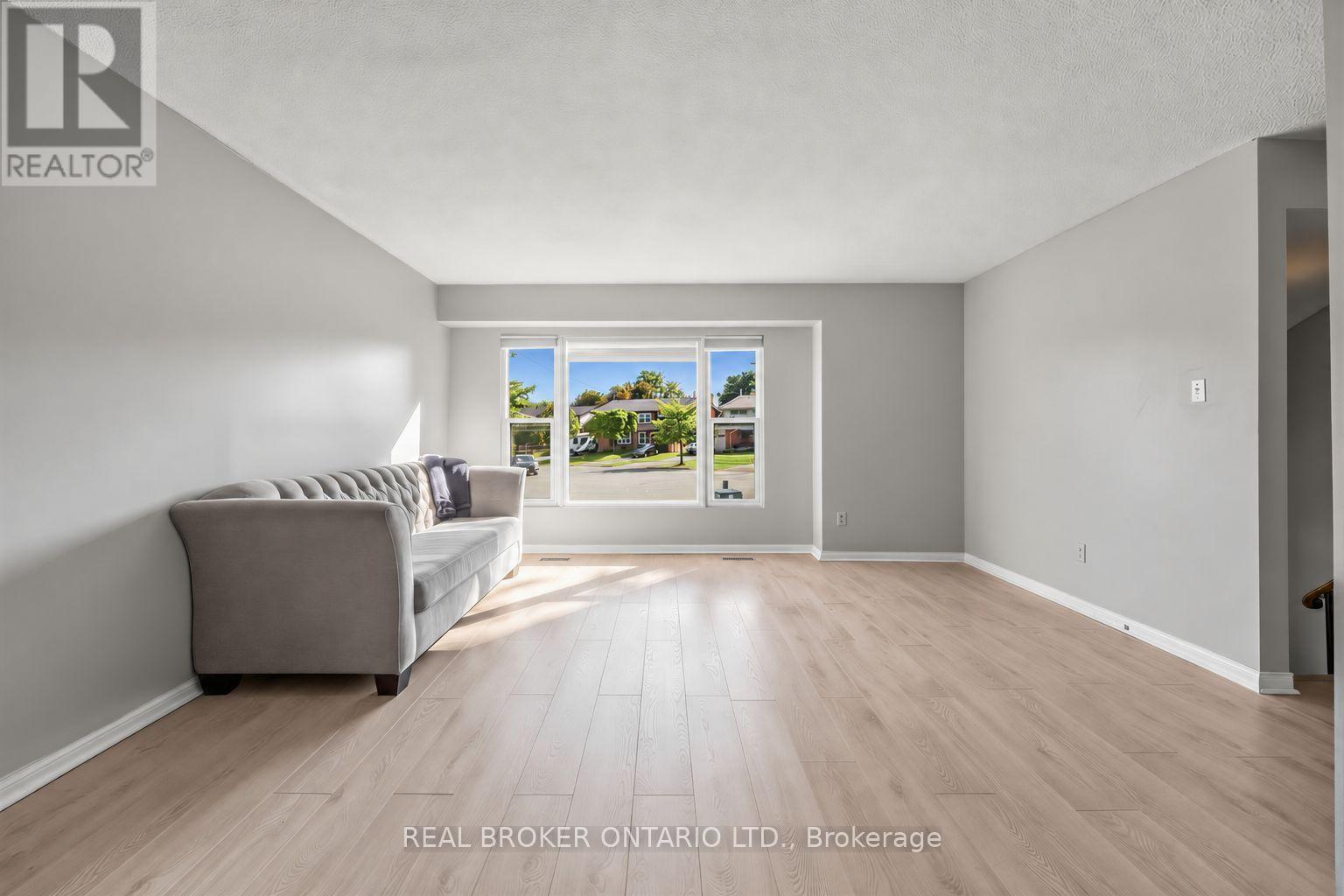 2733 Los Palmas Court, Mississauga, ON