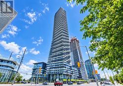 7505 - 448 BURNHAMTHORPE ROAD W Mississauga, ON L5B 0R4