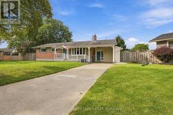 6 GLENGROVE CIRCLE E St. Catharines (Glendale/Glenridge), ON L2T 2Y9