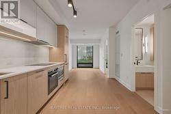 533 - 91 MONTCLAIR AVENUE Toronto, ON M5P 0A9