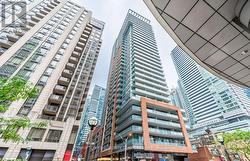 207 - 8 MERCER STREET Toronto, ON M5V 0C4