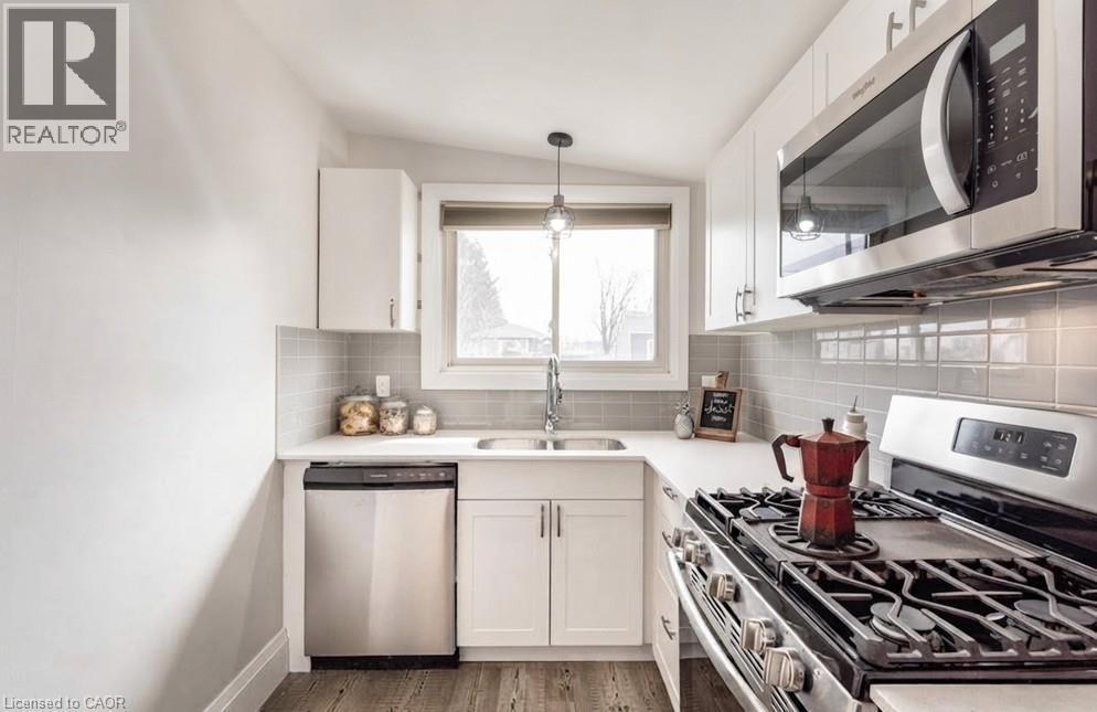 134 Deschene Avenue, Hamilton, ON