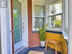 688 SAMMON AVENUE Toronto, ON M4C 2E4
