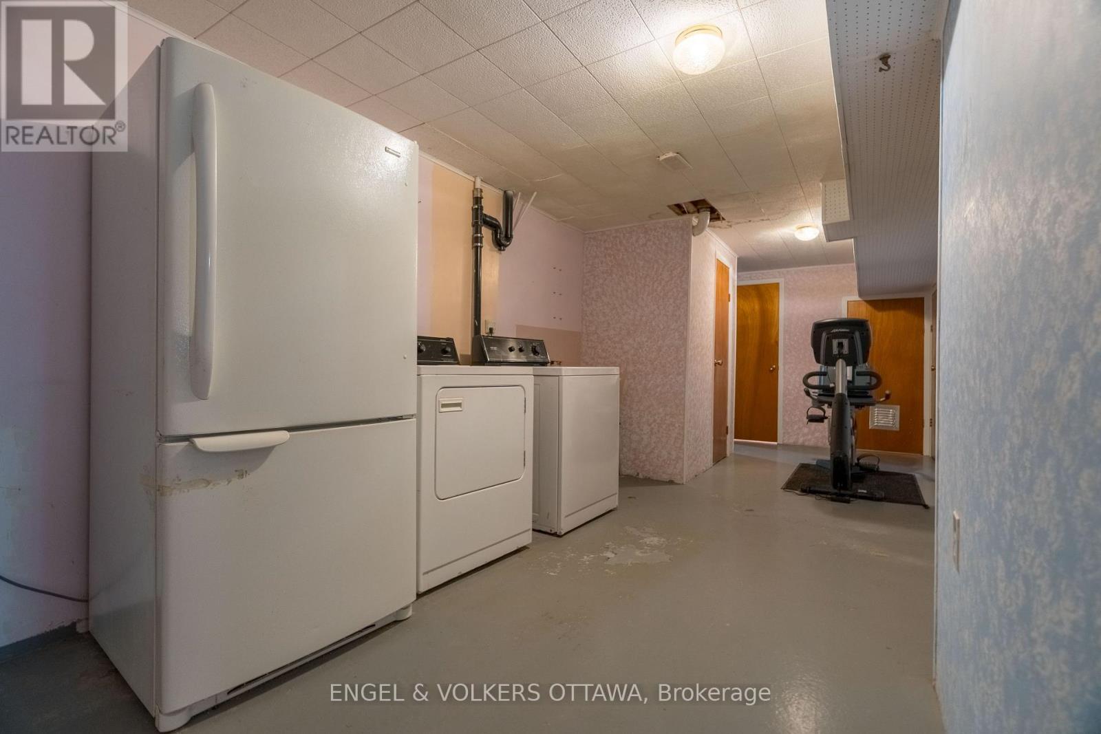 2034 Cornish Street, Ottawa, ON