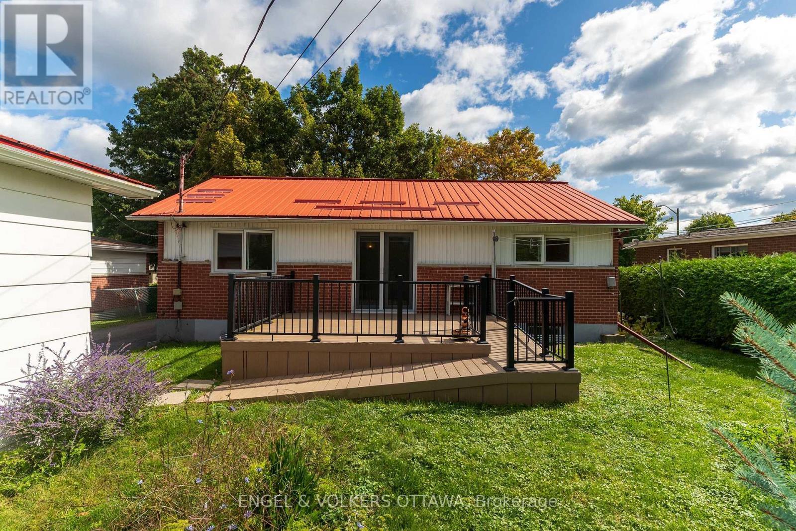 2034 Cornish Street, Ottawa, ON