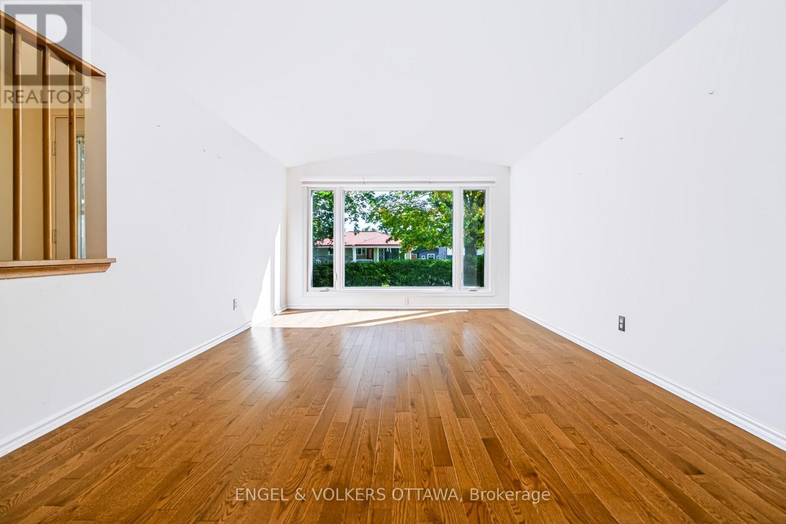 2034 Cornish Street, Ottawa, ON