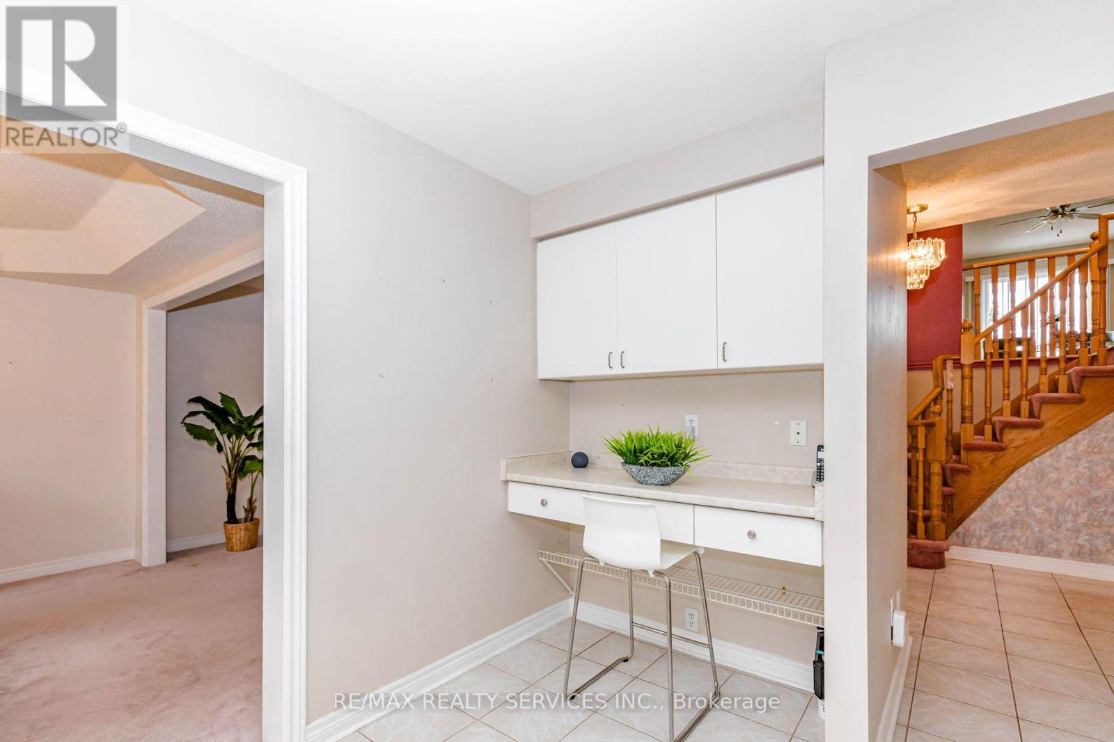 5772 Whitehorn Avenue, Mississauga, ON