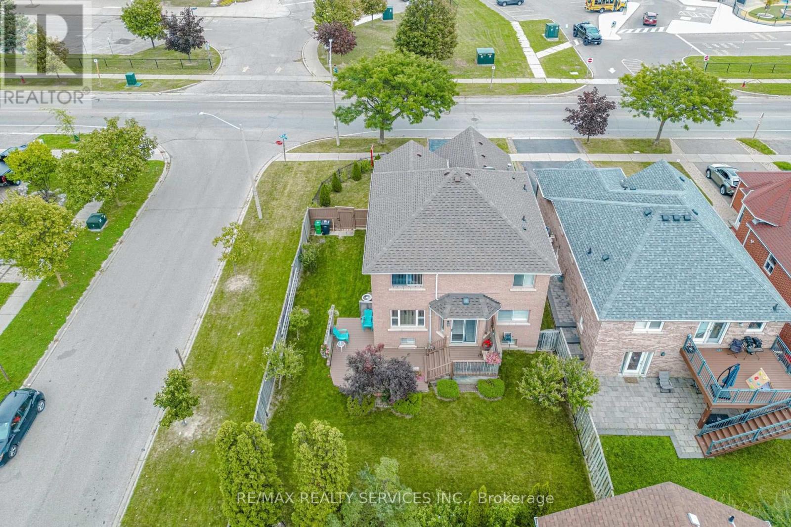 5772 Whitehorn Avenue, Mississauga, ON