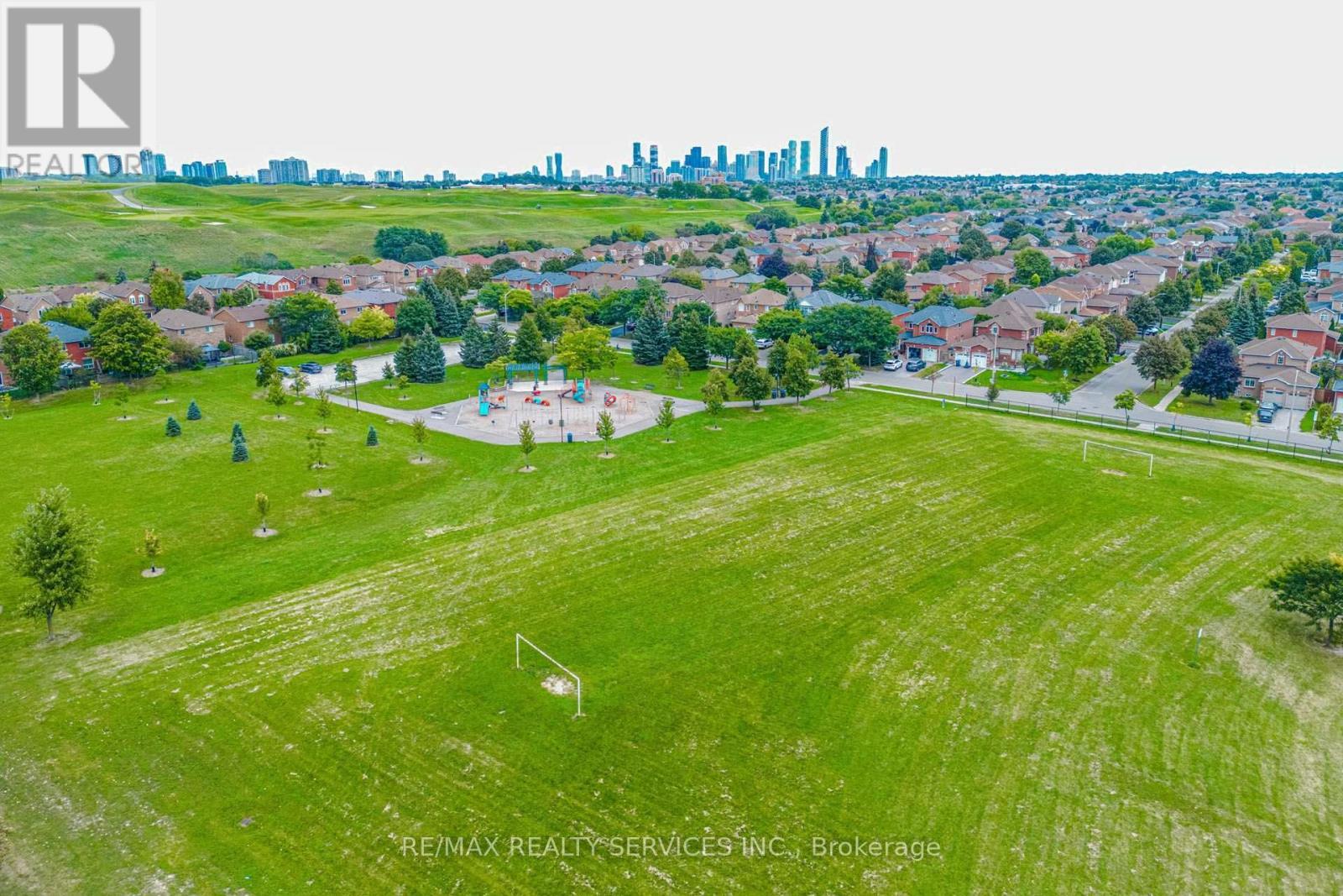 5772 Whitehorn Avenue, Mississauga, ON