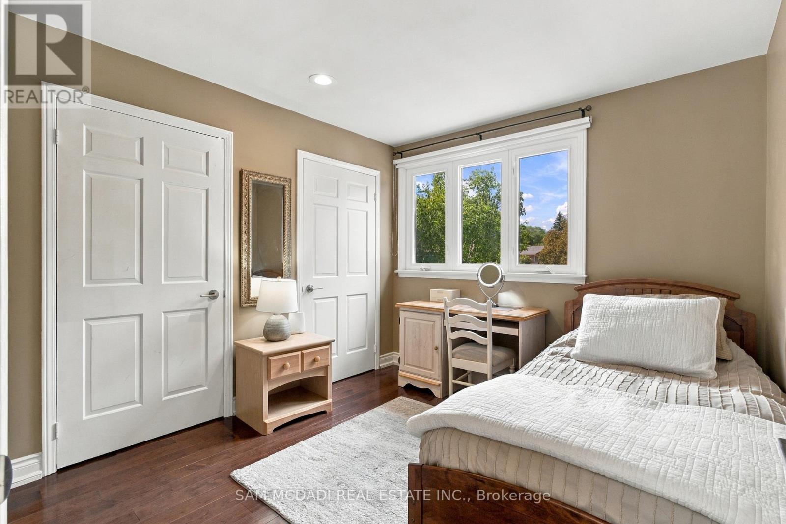 1664 Howat Crescent, Mississauga, ON