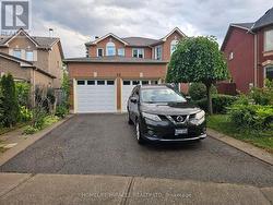 42 PORTEOUS CIRCLE Brampton, ON L6S 5C3