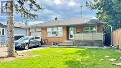 59 BEVERLY HILLS DRIVE Toronto, ON M3L 1A2