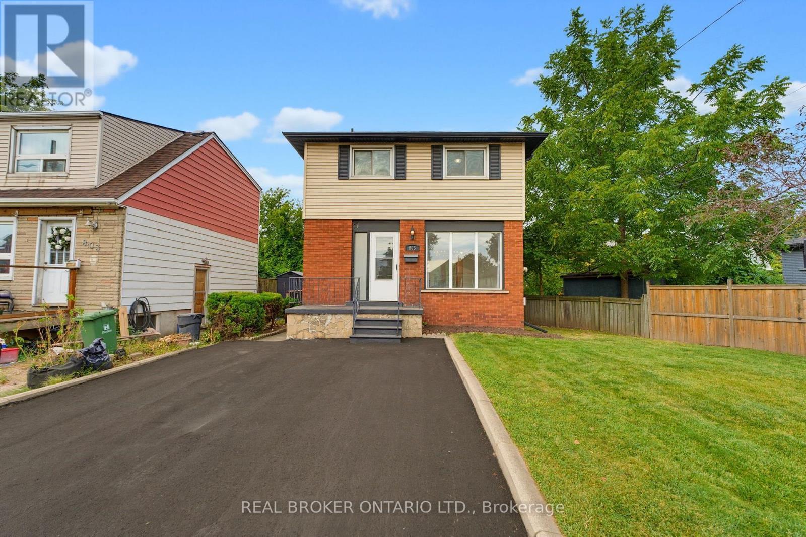 805 Tate Avenue, Hamilton, ON