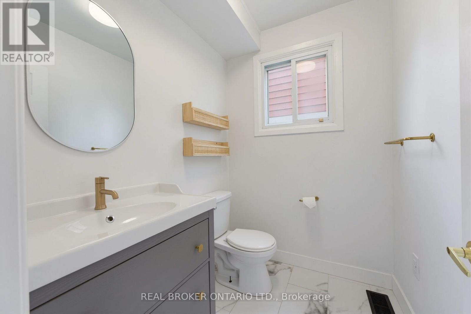805 Tate Avenue, Hamilton, ON