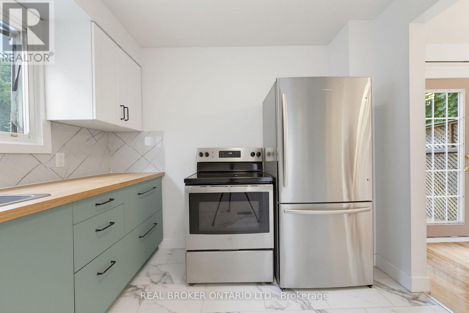 805 Tate Avenue, Hamilton, ON