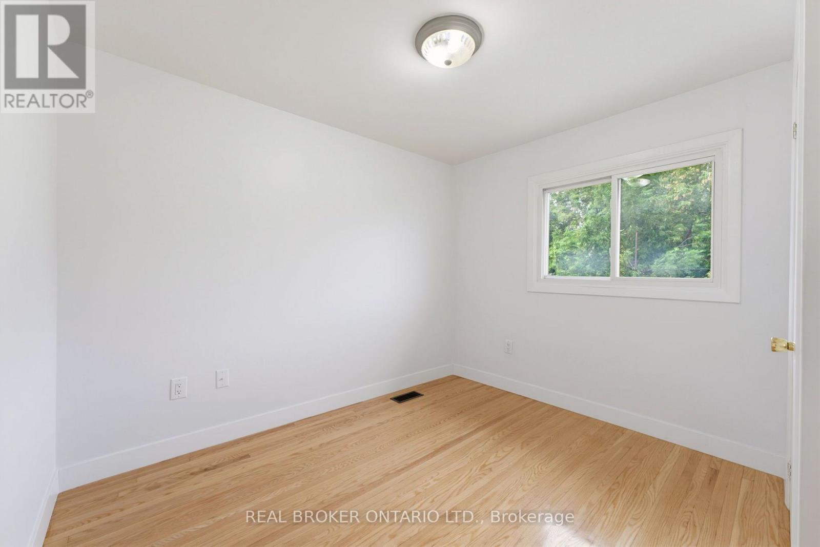 805 Tate Avenue, Hamilton, ON