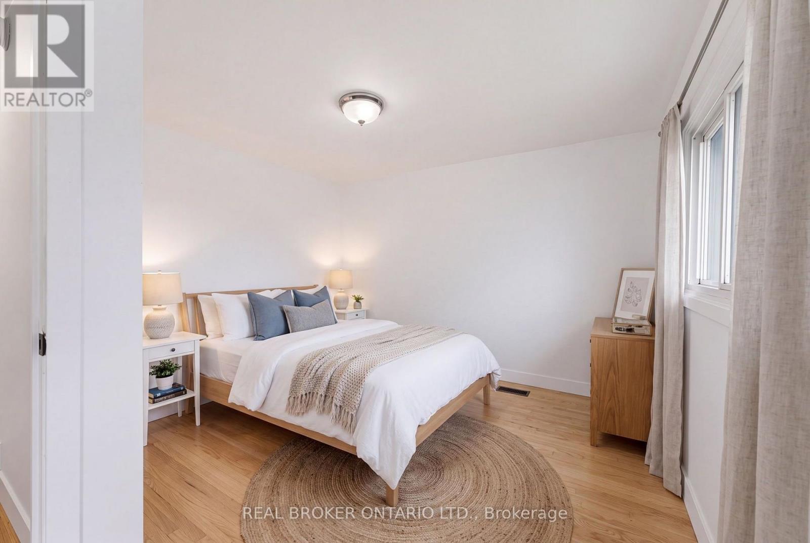 805 Tate Avenue, Hamilton, ON