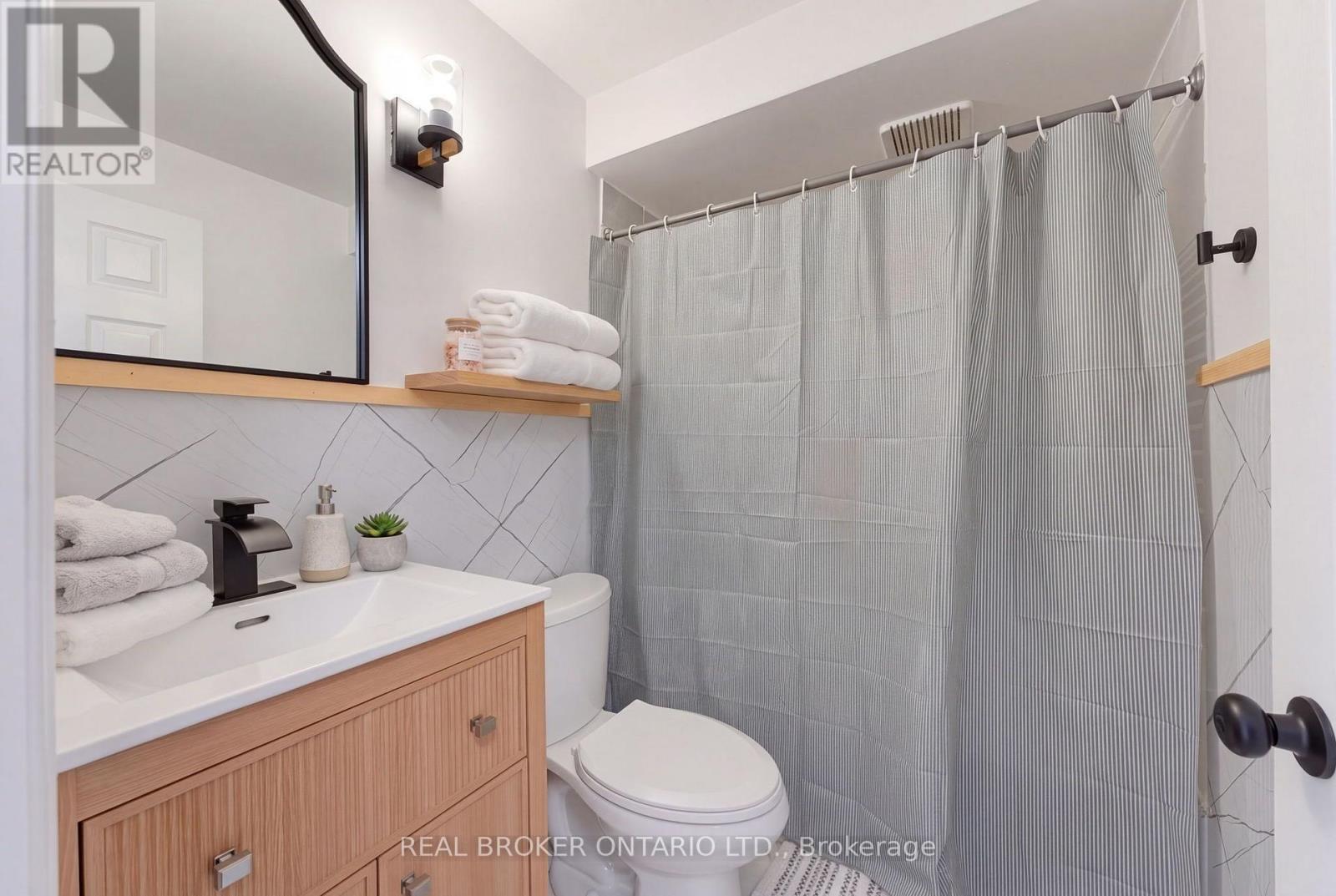 805 Tate Avenue, Hamilton, ON
