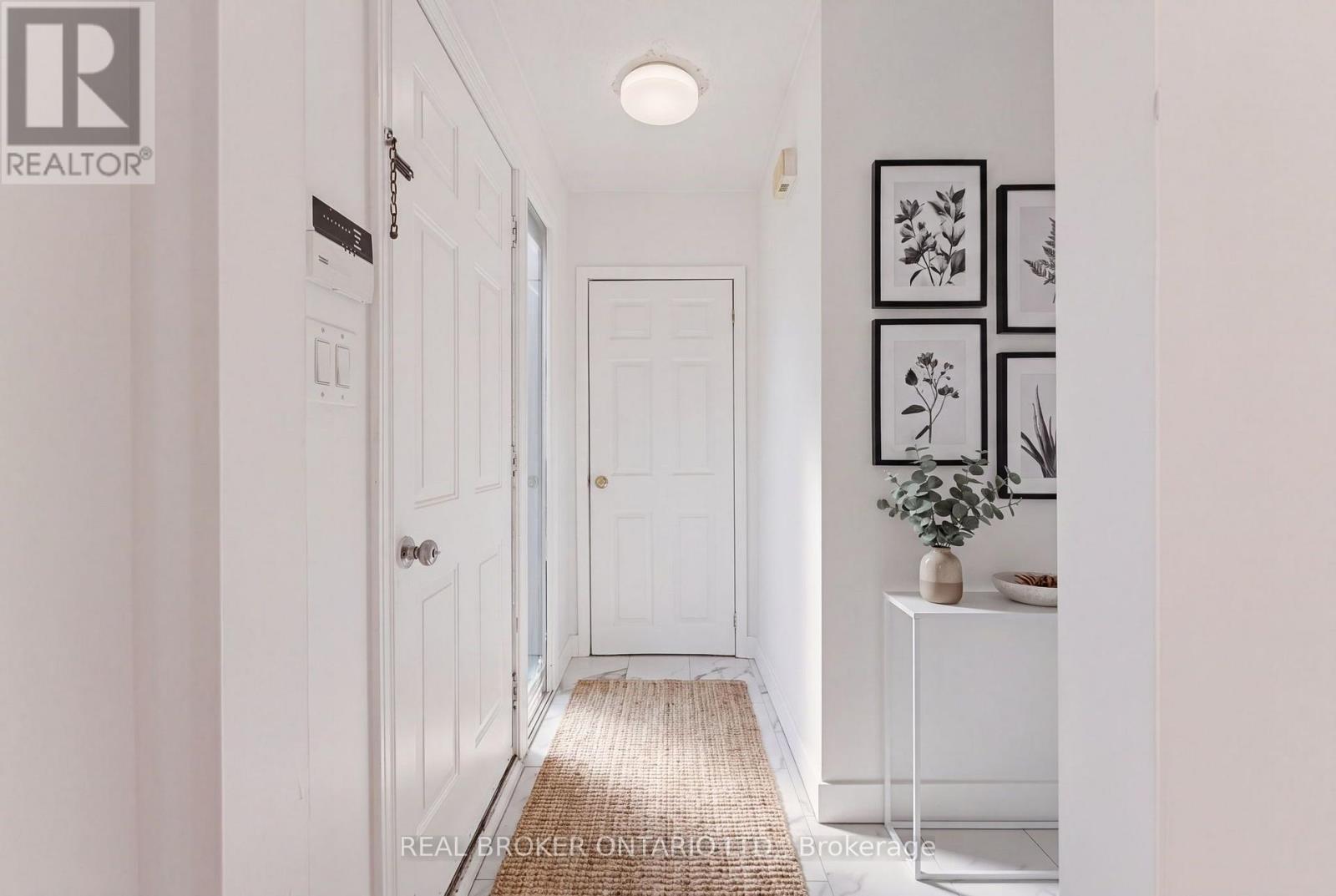 805 Tate Avenue, Hamilton, ON