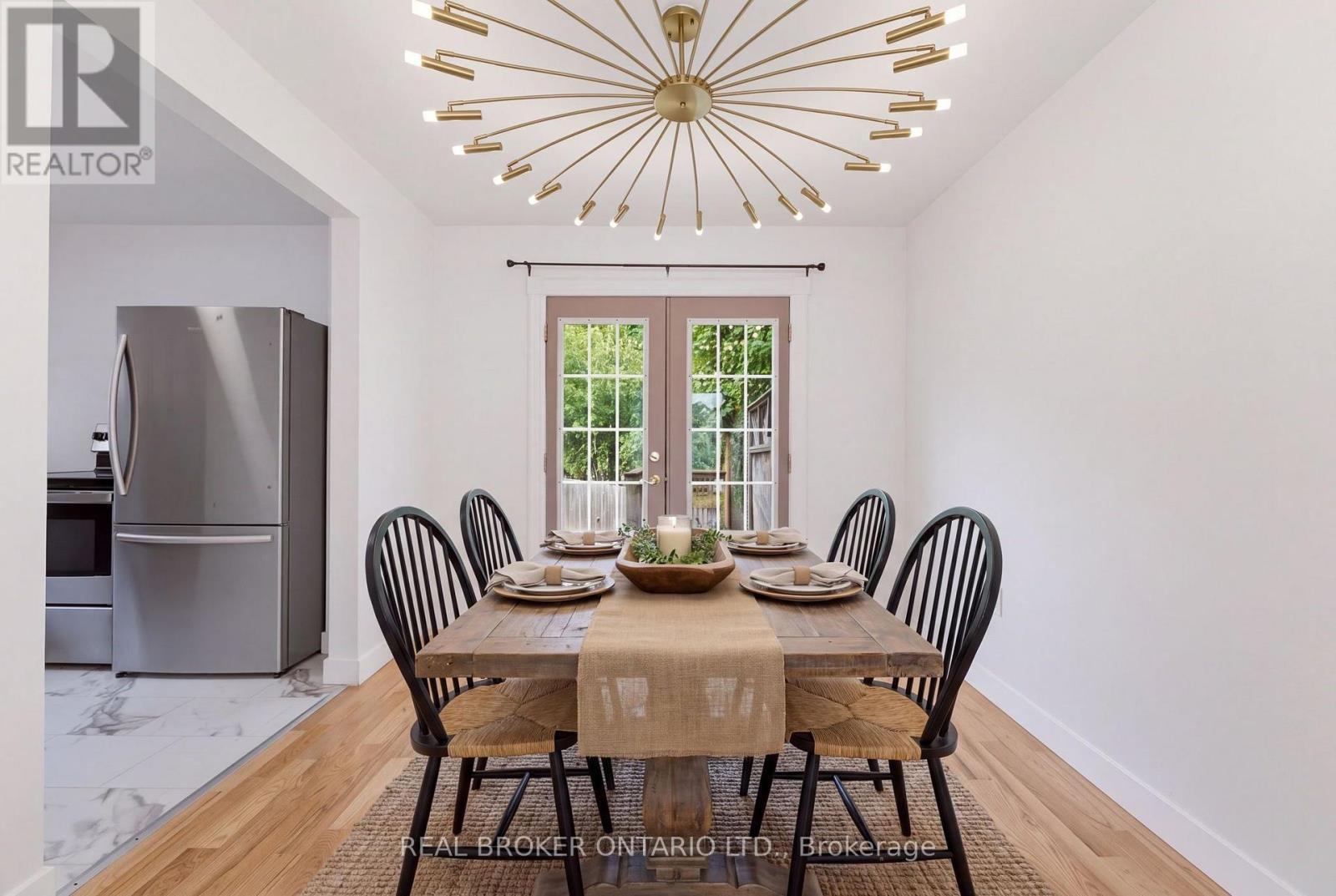 805 Tate Avenue, Hamilton, ON