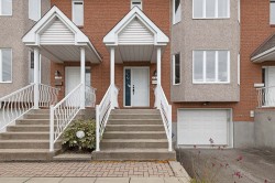 102 Crois. McBride Baie-D'Urfé, QC H9X 4B3