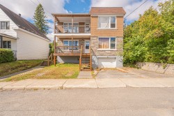 132 - 134 Rue St-Antoine Sainte-Agathe-Des-Monts, QC J8C 2E2