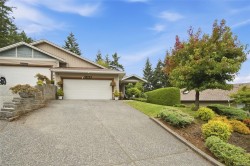 5263 Nelsonwoods Pl Nanaimo, BC V9T 6R4
