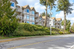 #107-9916 Daniel St Chemainus, BC V0R 1K1