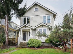 1029 Queens Ave Victoria, BC V8T 1M7