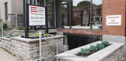 Lower-293 Eglinton Avenue EToronto, ON M4P 1L3