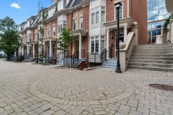 8-11 Niagara Street Toronto, ON M5V 3N9