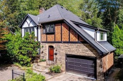 18 Forsyth Avenue N Hamilton, ON L8S 4E1