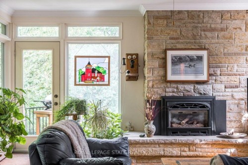 18 Forsyth Avenue N, Hamilton, ON 